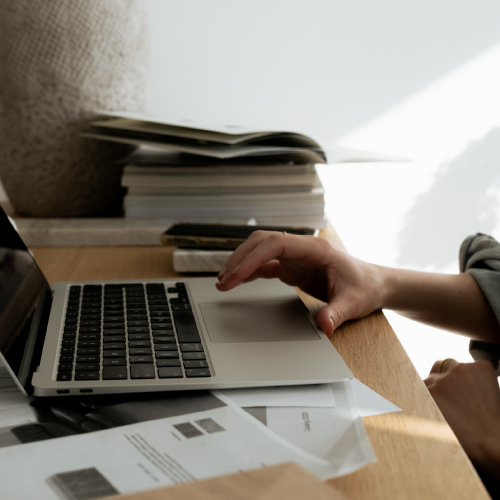 How to Integrate AI into Your Business: Practical Use Cases for Non-Tech Brands