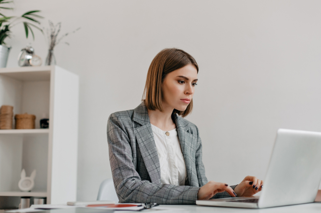 How to Choose the Right Web Development Platform for Your Business: WordPress vs Shopify vs Headless CMS